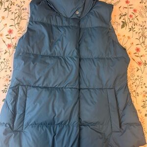 Athleta Teal Downtown Puffer Vest